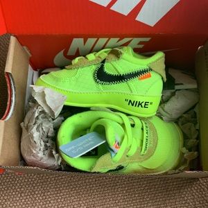 Baby Nike off-white shoes